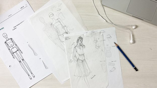 Menggambar pakaian dan detail dalam fashion illustration